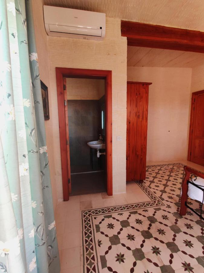 Rosehill Bed And Breakfast Xaghra Ngoại thất bức ảnh