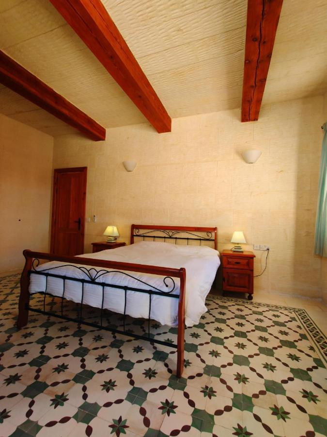 Rosehill Bed And Breakfast Xaghra Ngoại thất bức ảnh