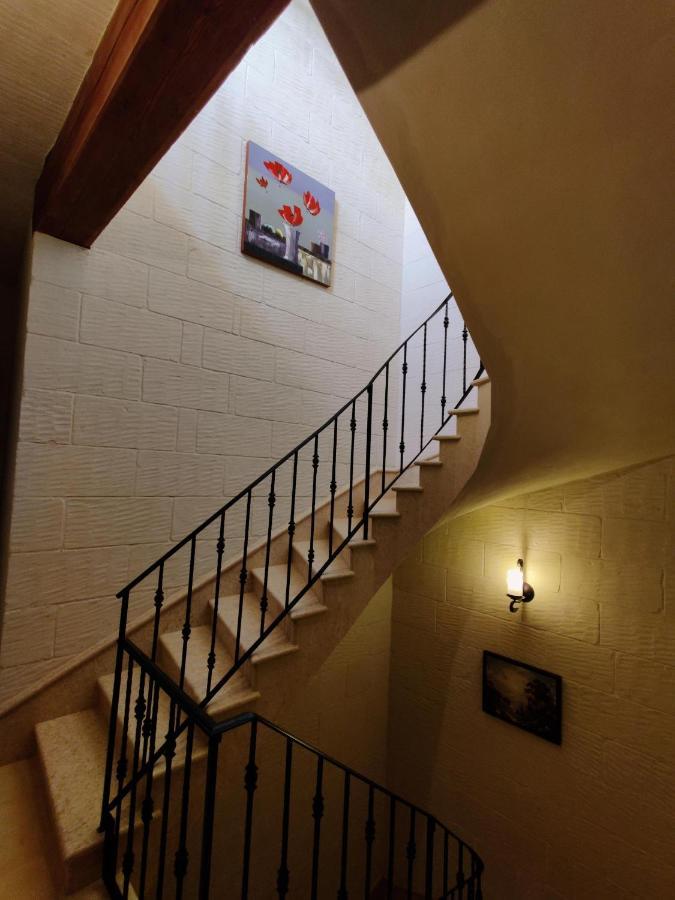 Rosehill Bed And Breakfast Xaghra Ngoại thất bức ảnh